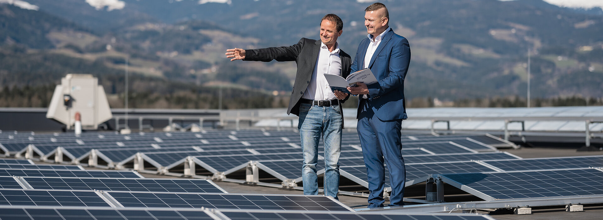 Mitarbeiter der PMS Alternative Energie Systeme GmbH