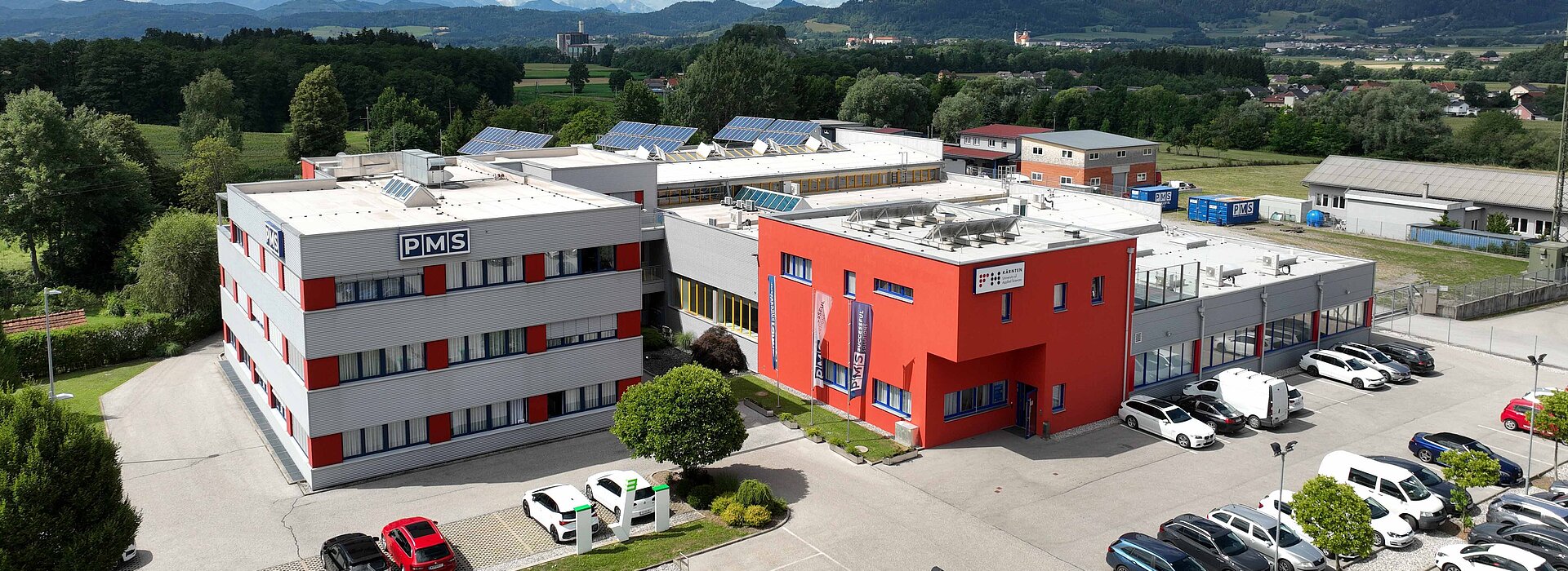 Blick von Oben auf das Headquarter der PMS Gruppe in St. Stefan im Lavantal