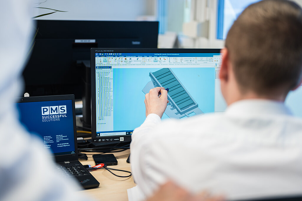 Mitarbeiter der Regelungstechnik & Optimierung am Computer