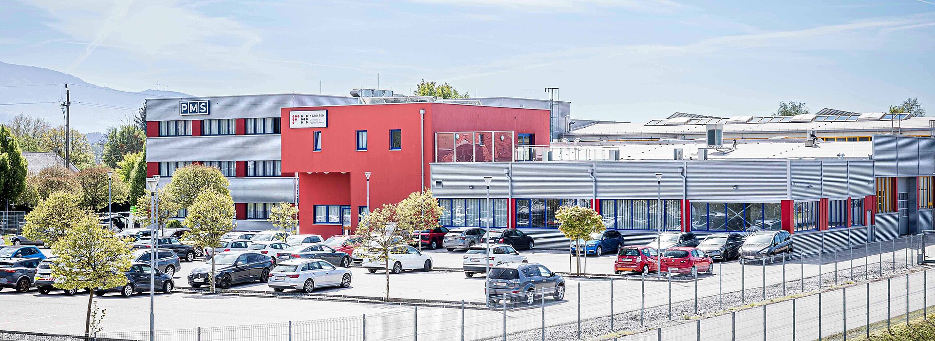 Verwaltungsgebäude PMS Gruppe und Innowerkstatt mit Fachhochschule des PMS Technikums in St. Stefan im Lavanttal