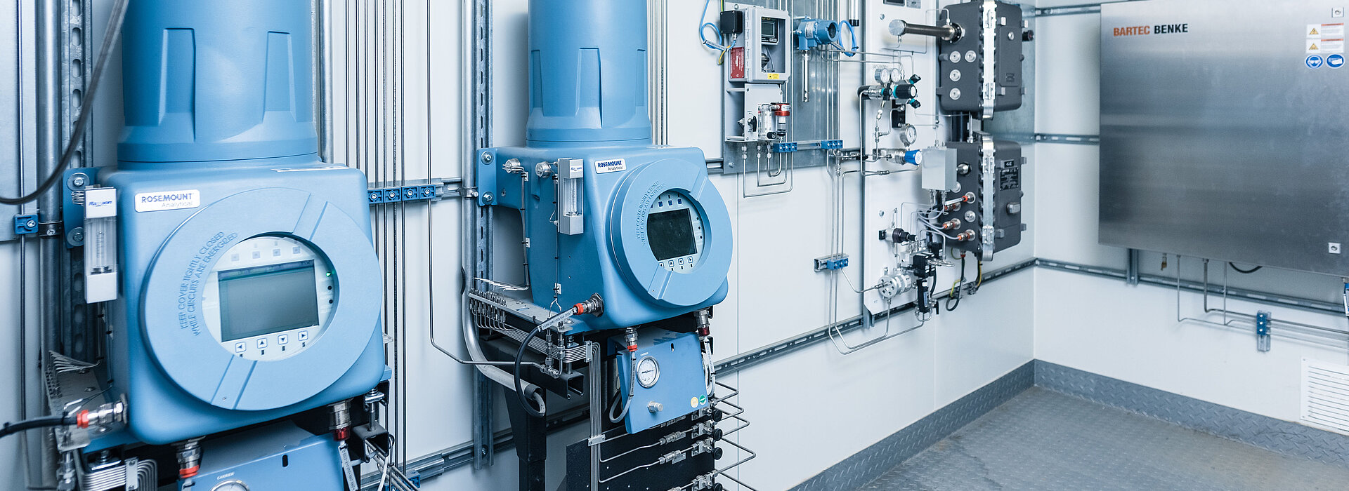 Von PMS montierte Gasanwendungstechnik in einer Industrieanlage